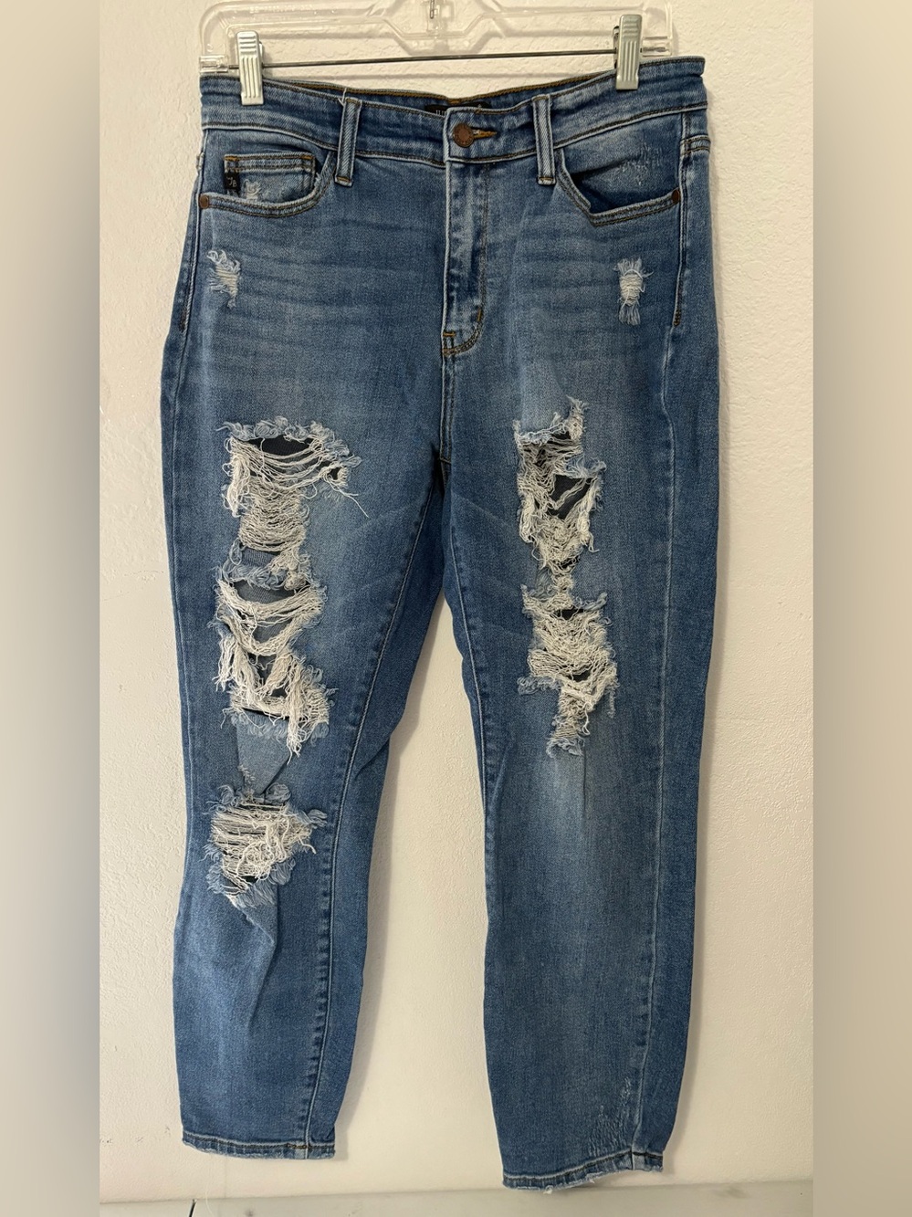 Judy Blue Destroyed Boyfriend Denim Jeans Womens Size 7/28 
1